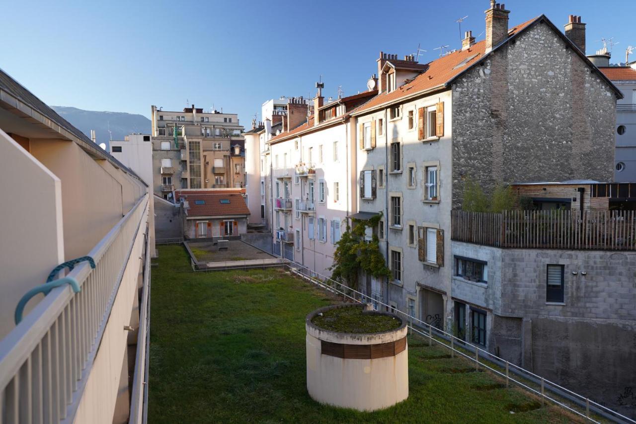 Studio Plein Centre, Calme, Parking Inclus, Piscine Et Gardien Grenoble Kültér fotó
